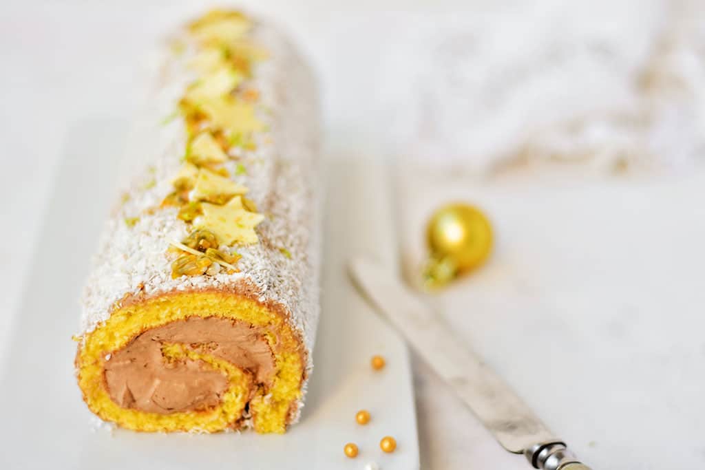 Buche Coco Chocolat Au Lait Et Passion By Confit Banane