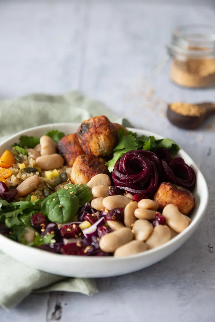 recette buddha bowl au haricots tarbais et falafels cuits au four