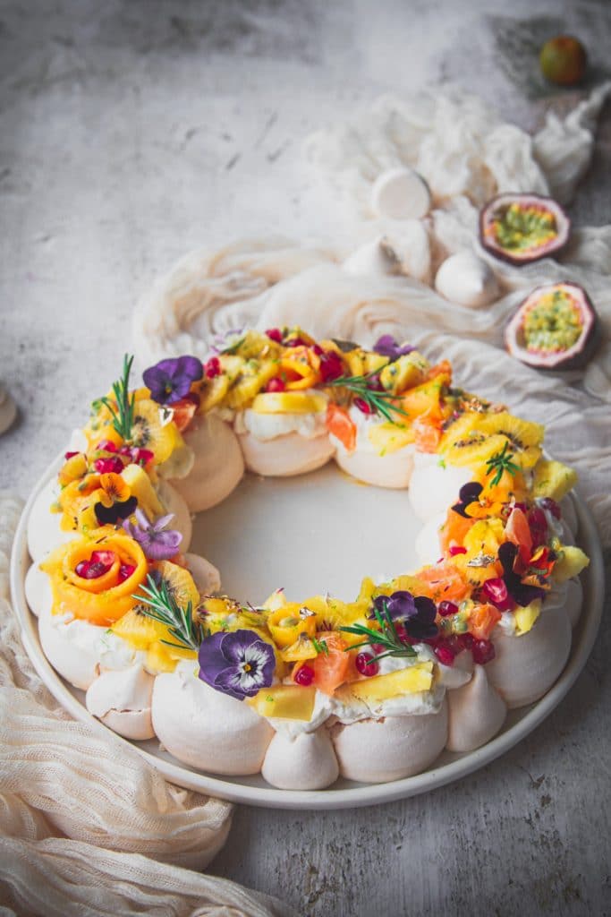 pavlova en couronne de Noel - confit Banane