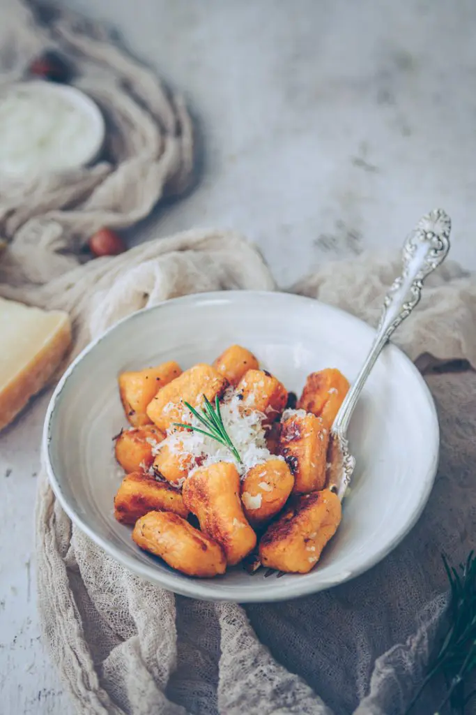 photography sweet potato gnocchi recipe - confitbanane