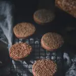 sandwich-chocolate-cookies-confitbanane