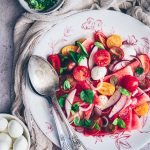 salade de pastèque, tomates cerises et mozzarella - confitbanane