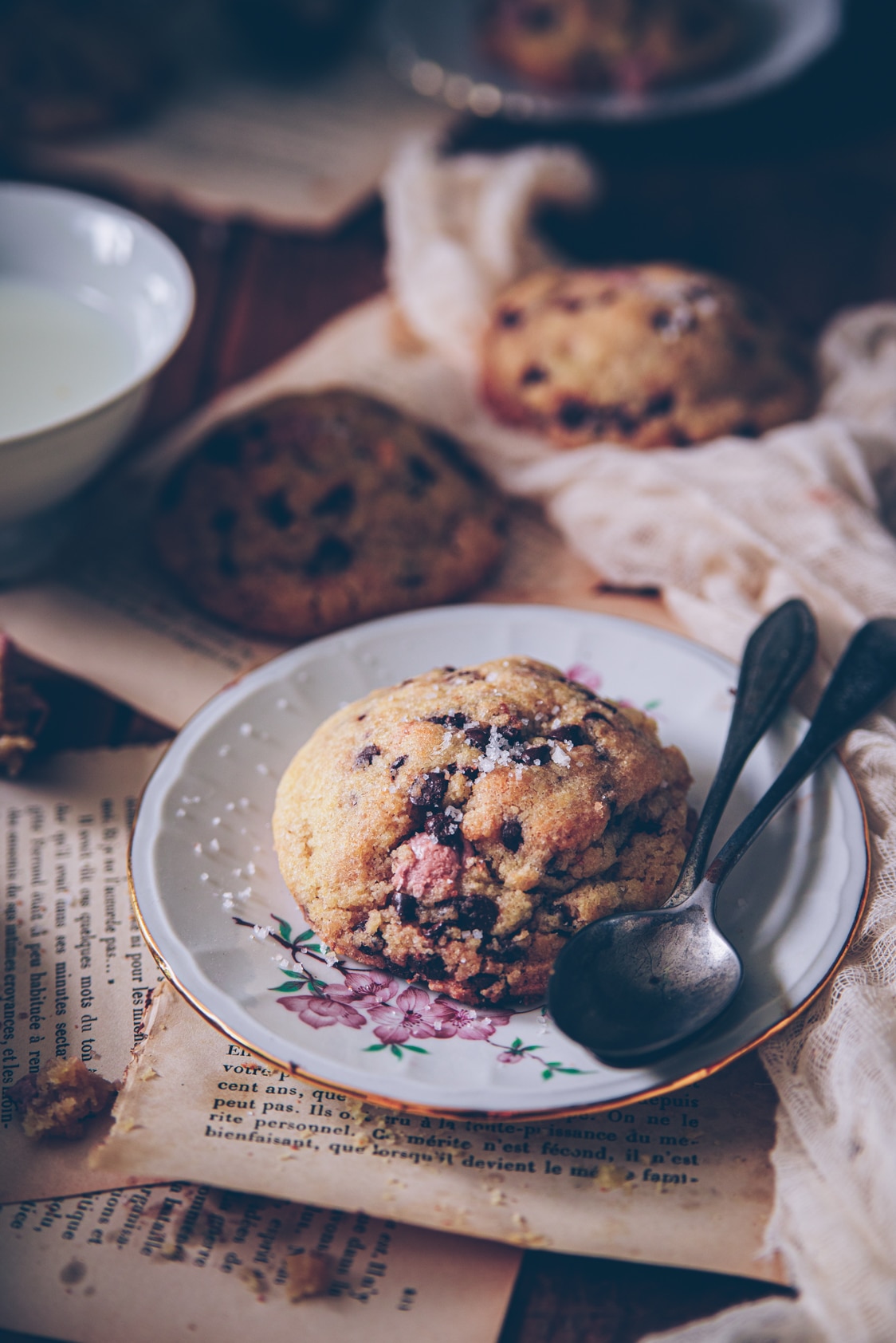 Cookies aux pépites de chocolat & fleur de sel • by Confit Banane
